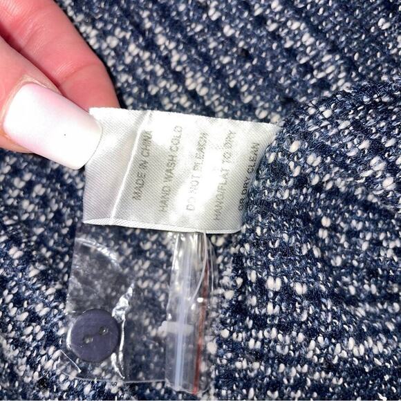 Bundle four for $20 💋 any items with 💋are eligible to bundle - Picture 5 of 10